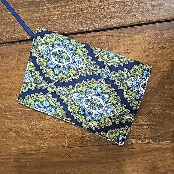 Vera Bradley Paperback Book Cover - Picture 6 of 6